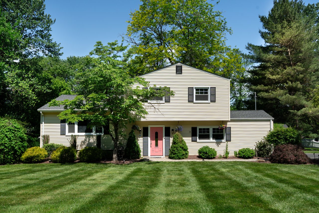 9 Lexington Rd