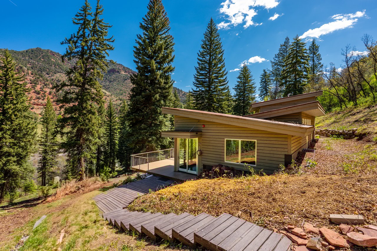Colorado Lifestyle Awaits