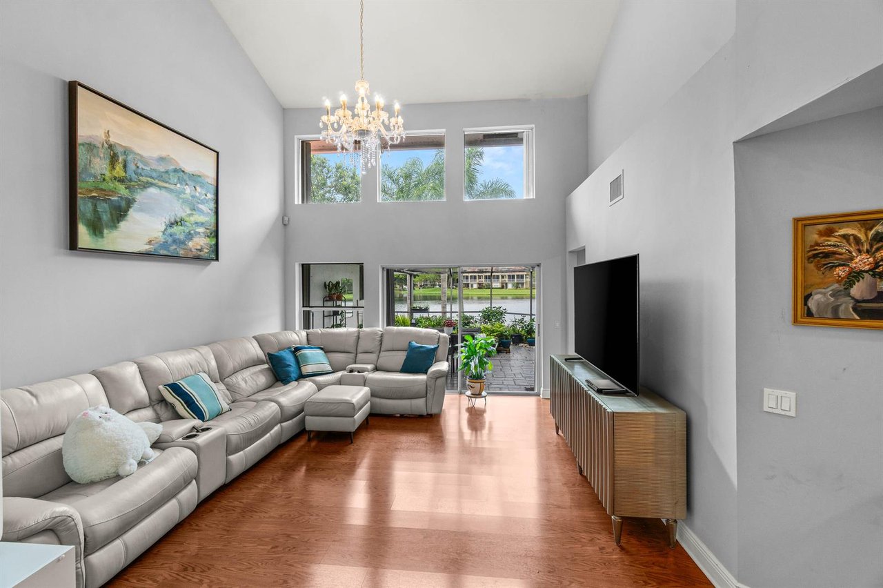 2011 NW 53rd St