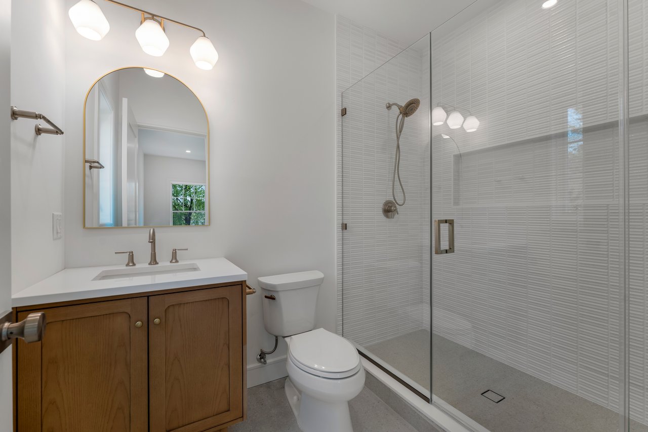 229 Bogert Pl