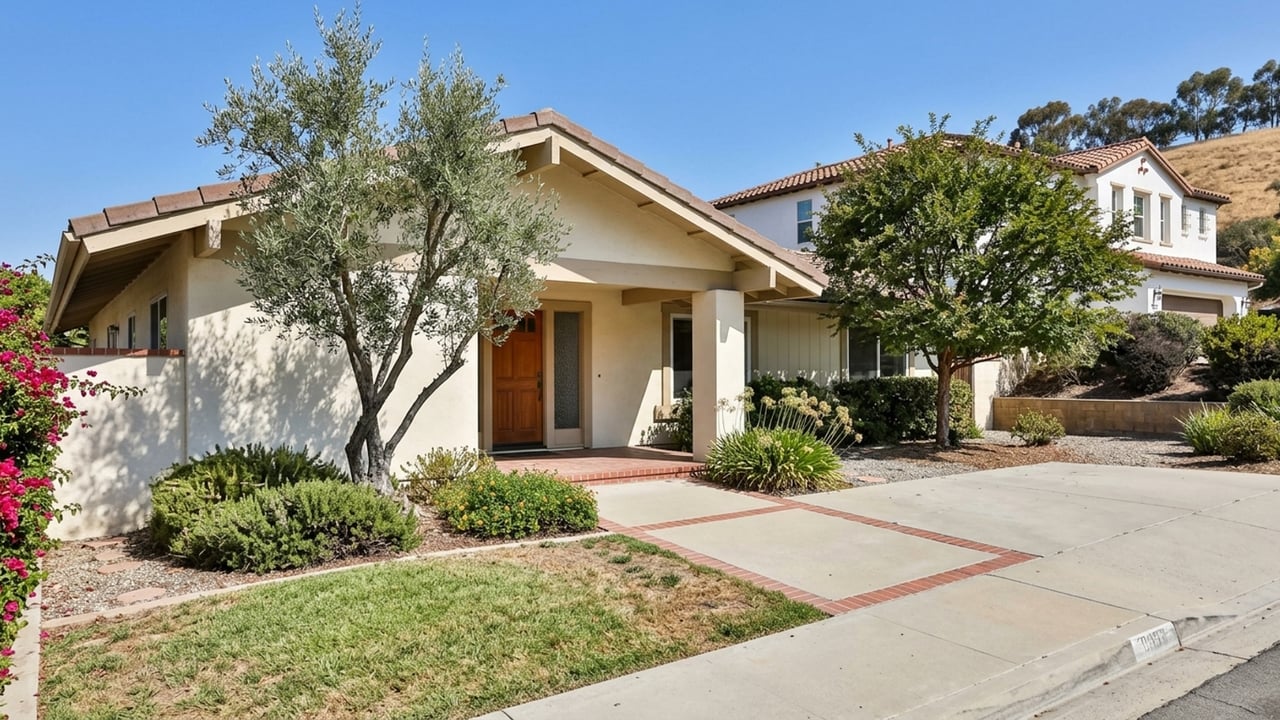 Buying a Home in Turtle Rock, Irvine, CA: Costs and Local Guide