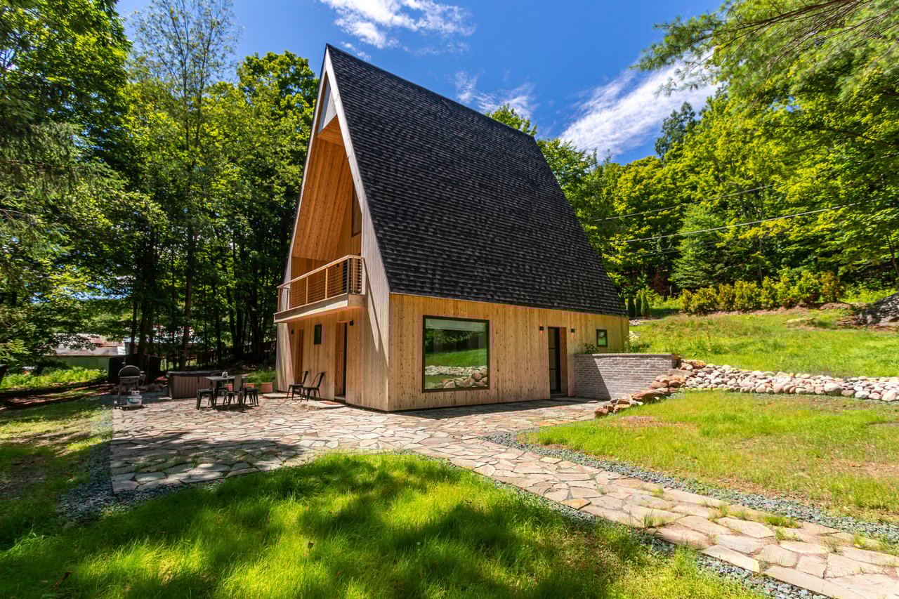 9 Mountain Lane