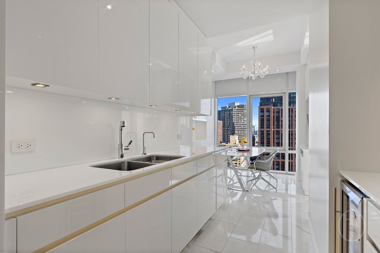 310 East 53rd Street #24C