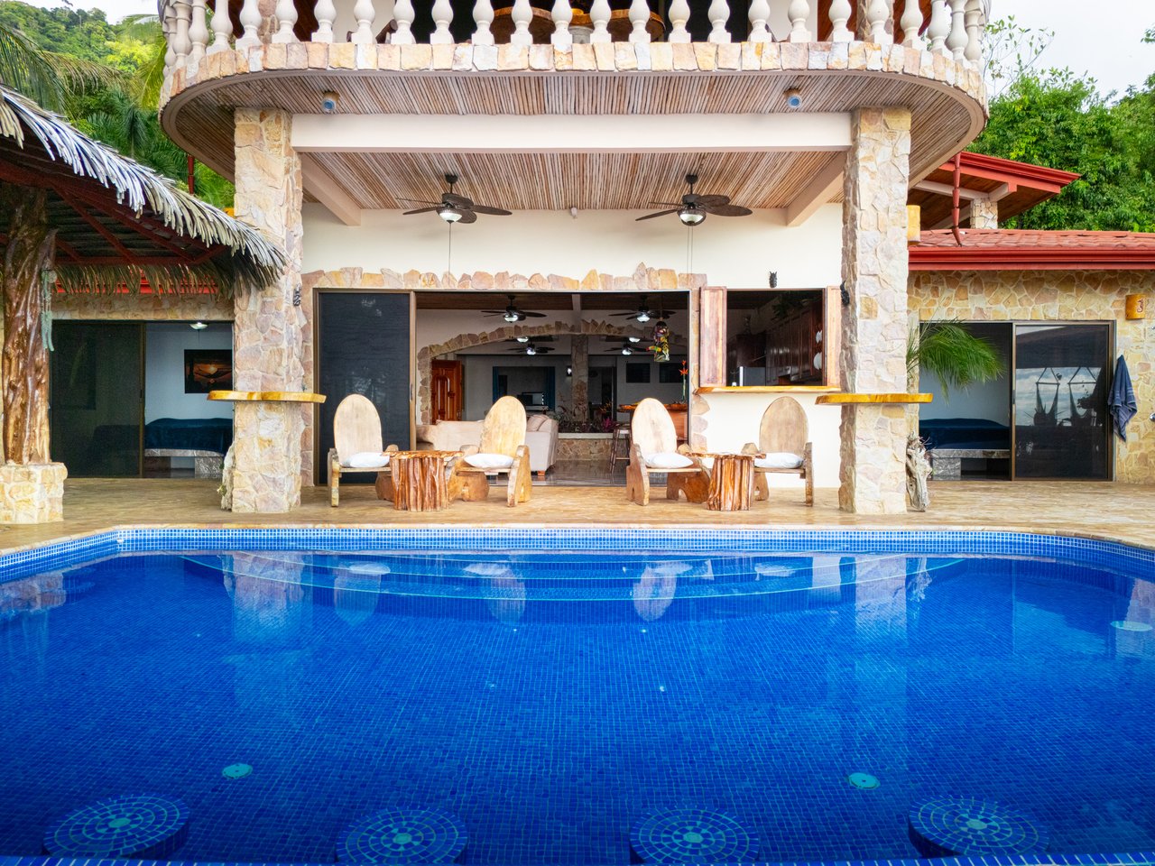 Castillo Puesta del Sol, Escalares - 