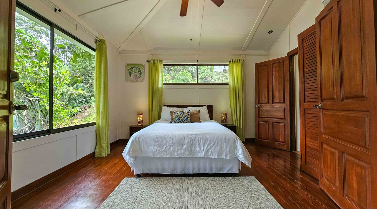 Private 2-Bedroom Jungle Retreat for Sale in Manuel Antonio