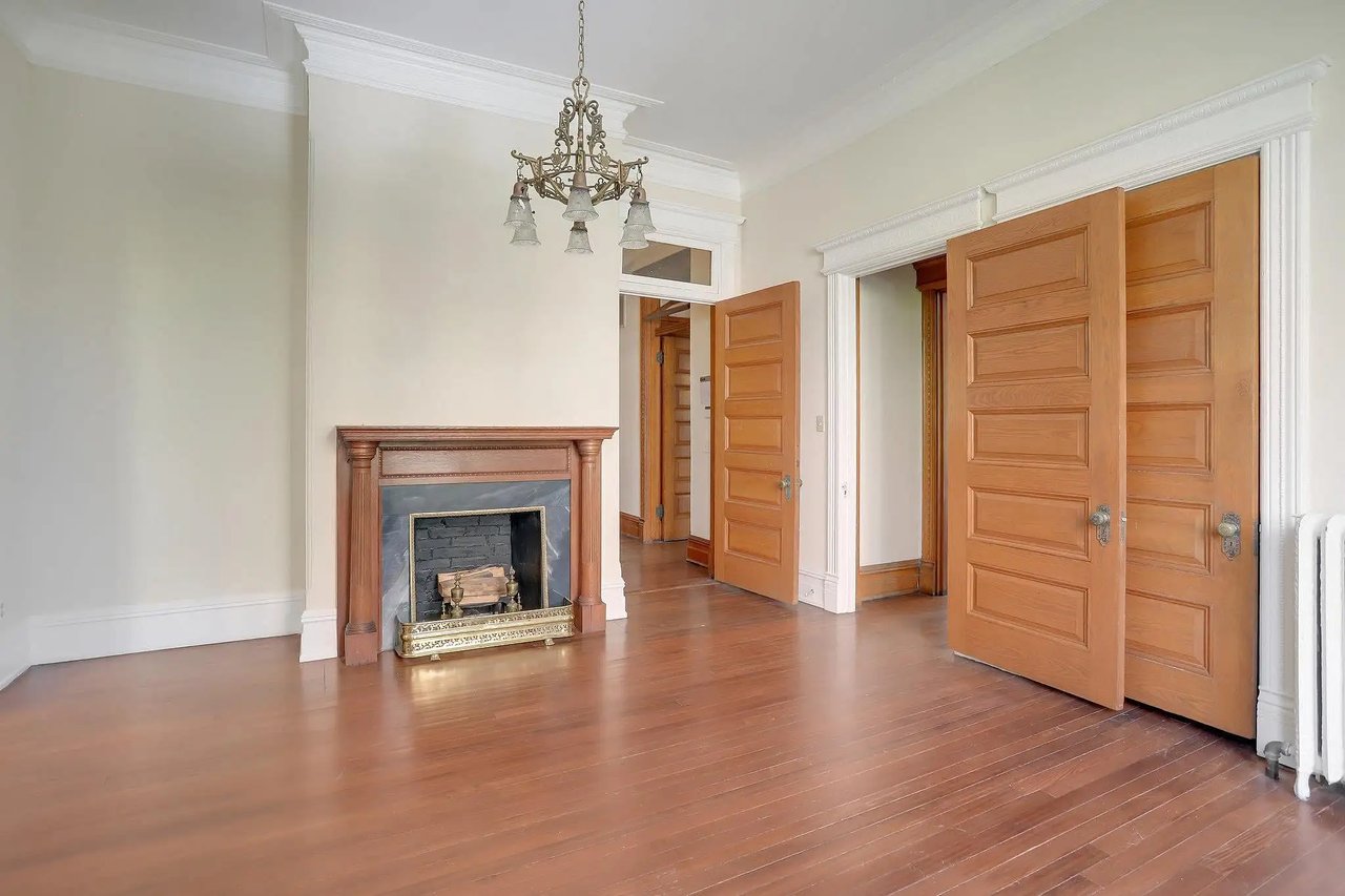 1633 16th St NW