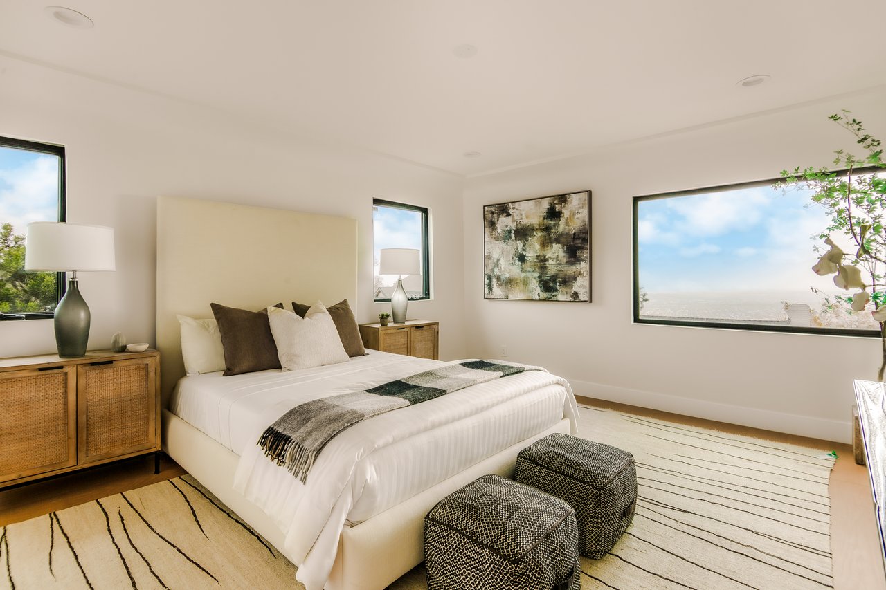 8921 Appian Way, Hollywood Hills