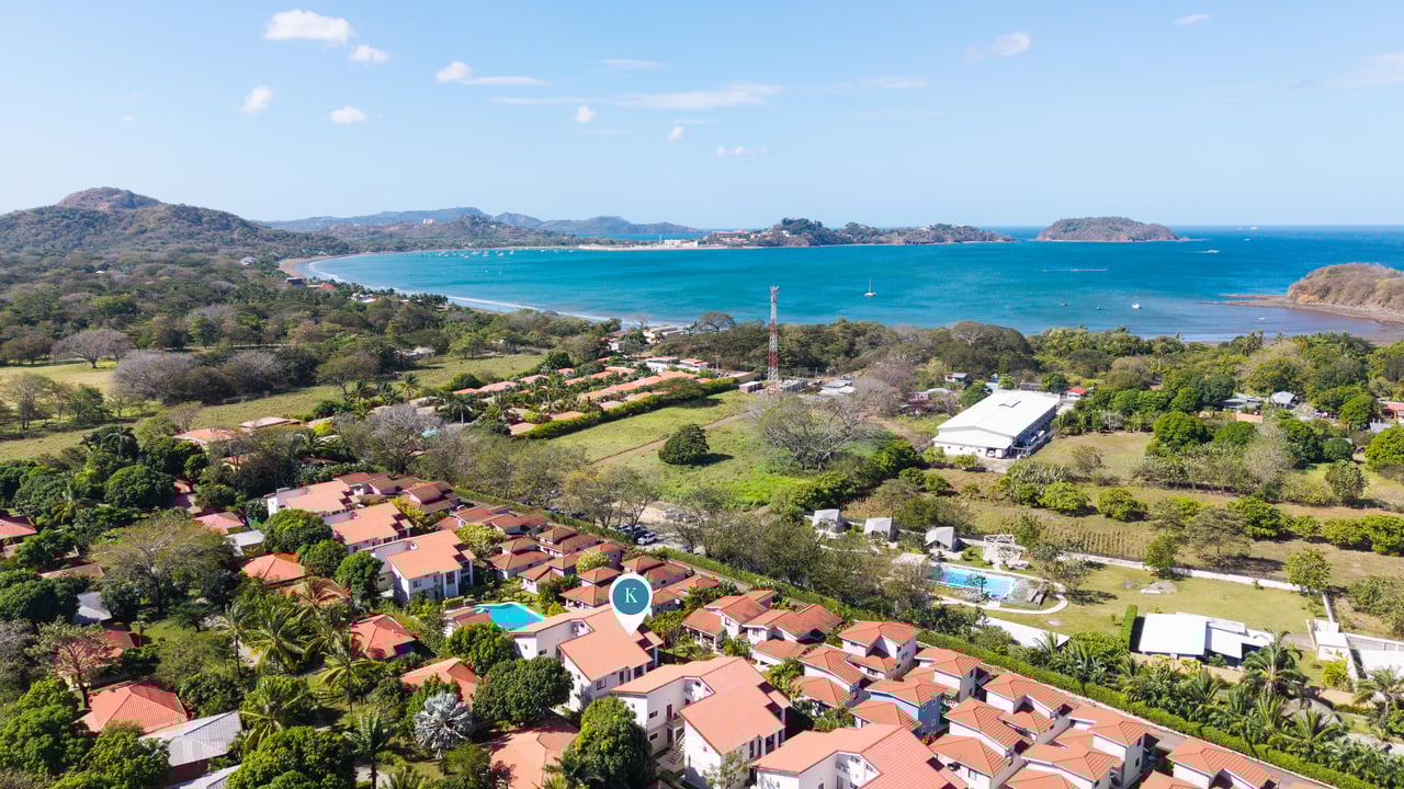 Condominio Villagio Parque del Lago Palma 21-1 | New two bedroom condo plus mezanine
