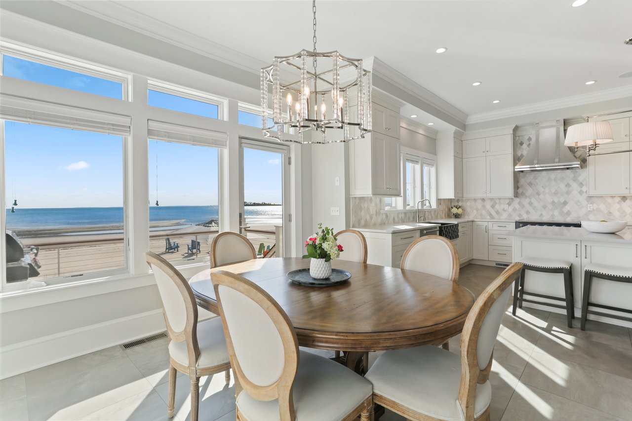 WATERFRONT LUXURY * PRIVATELY SOLD * RECORD SETTING PRICE