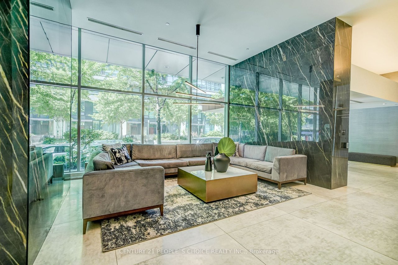 25 TELEGRAM MEWS LUXURY PENTHOUSE