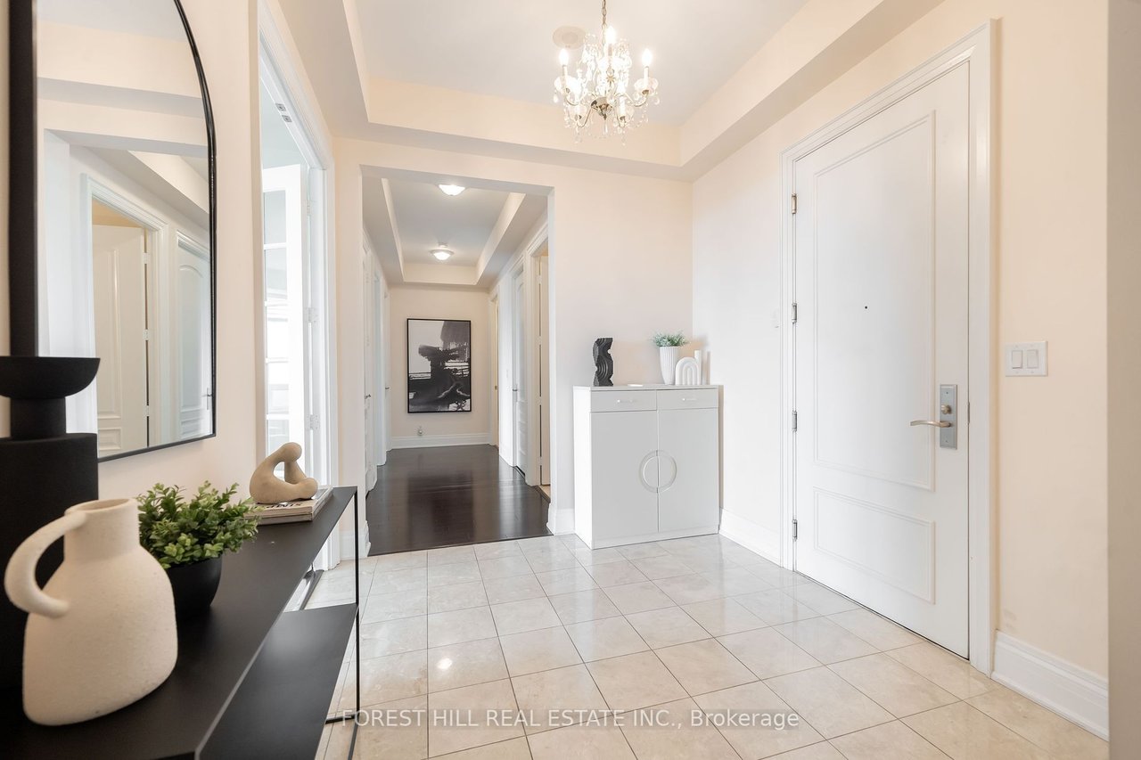 LIVING IN ARIA PENTHOUSES
