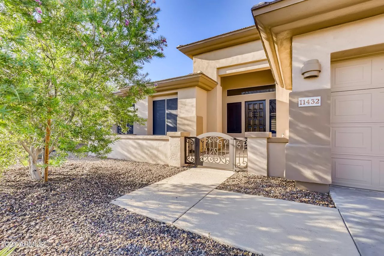 11432 E Mark Ln