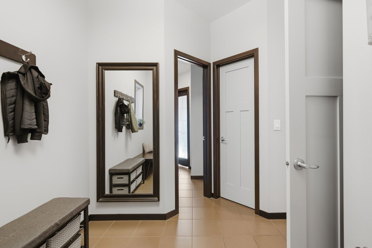 71 Panatella View NW