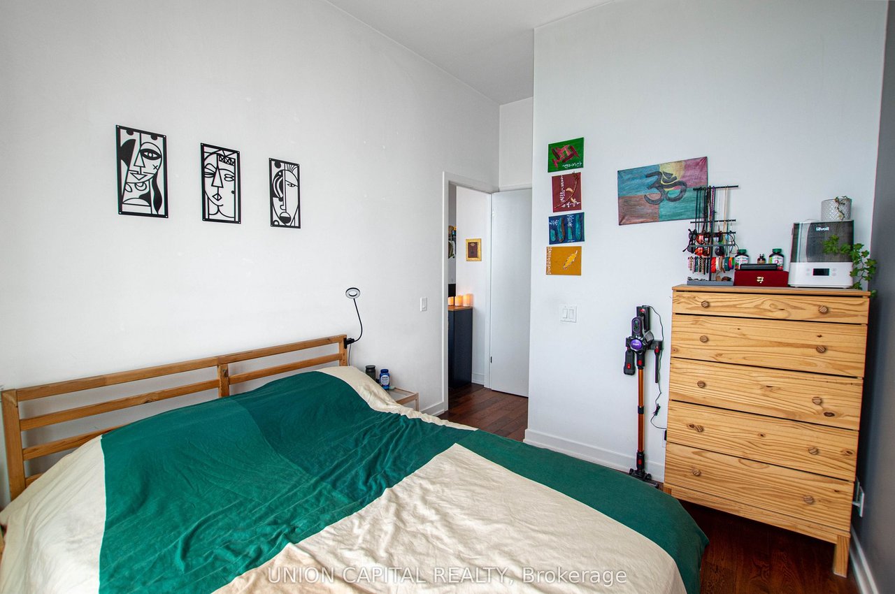 HUMBER BAY PENTHOUSE 