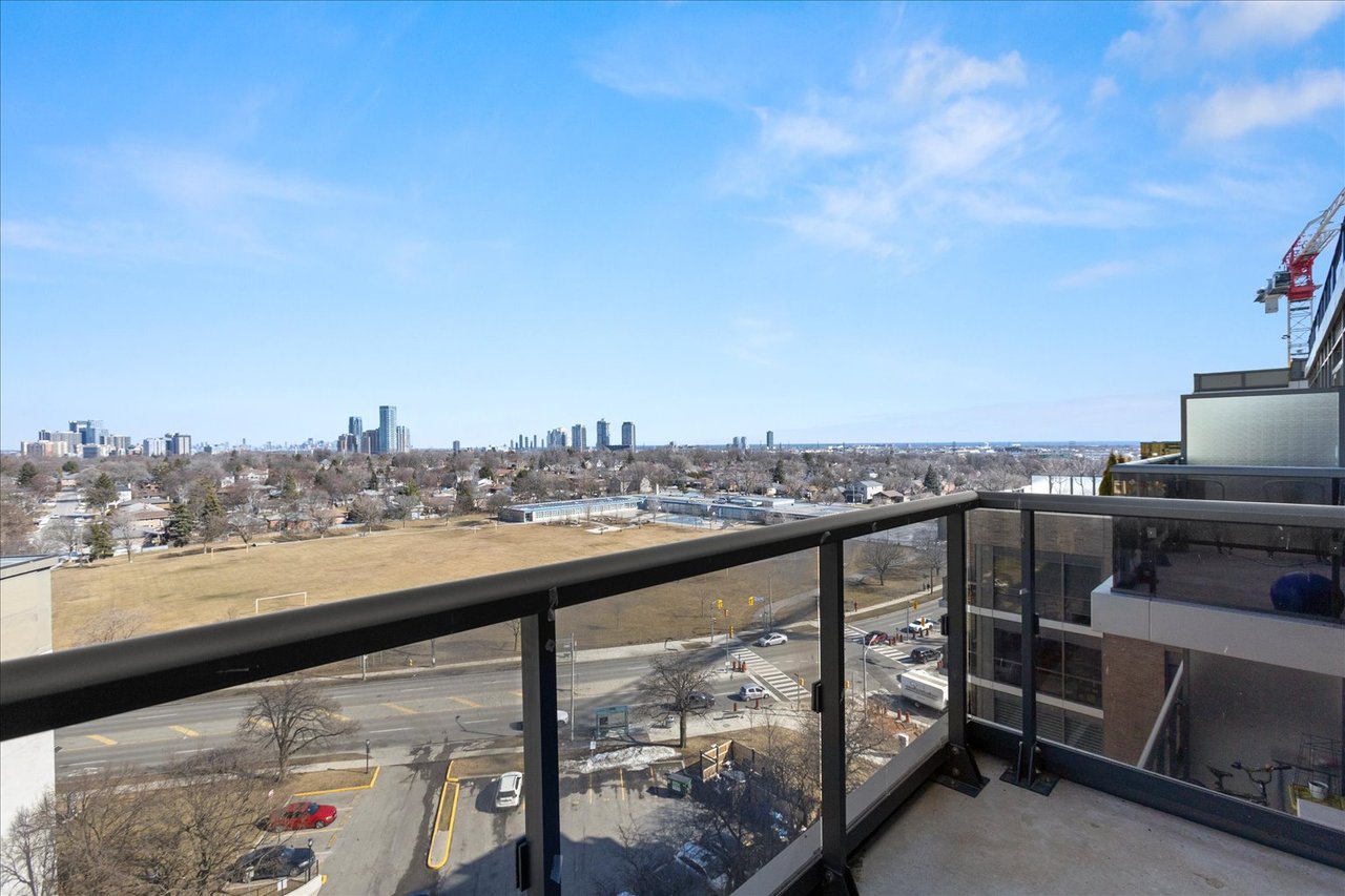 #1009-10 Gibbs Road 