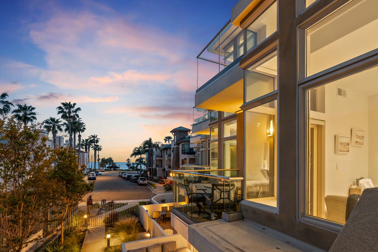 OCEANSIDE BEACH HOUSE