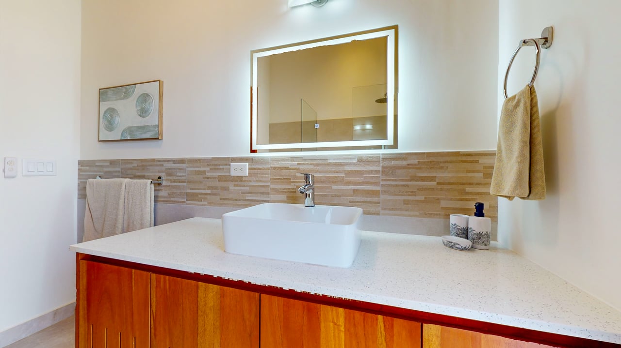 Turnkey 2-Bedroom Rental Property in a Private Community – Prime Investment Opportunity in Costa Rica!