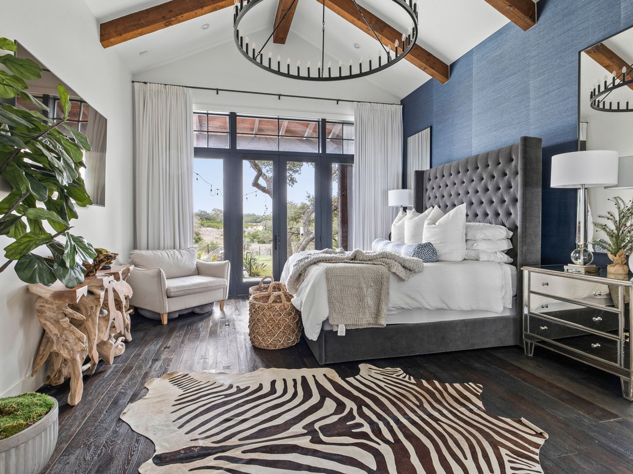 A Modern Hill Country Masterpiece at Creek Road Ranch