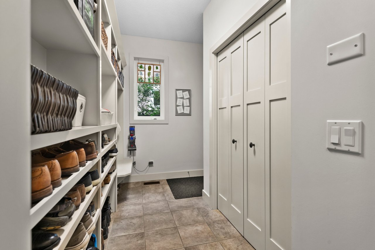 35 Tusslewood Drive NW