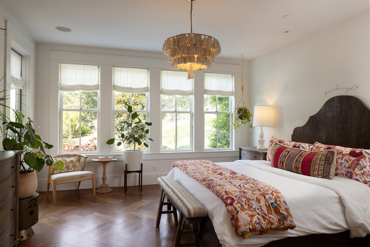 Honey Hill - 365 Race Horse Ln