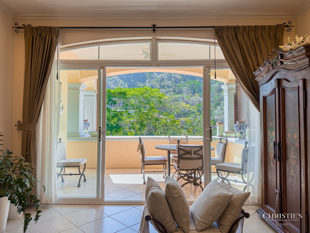 Los Sueños Resort | Colina 13C – 3-Bedroom Golf-View Residence