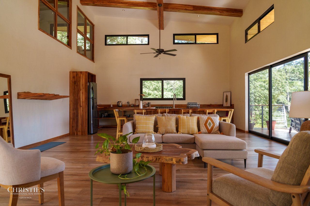 Tropical Villas Estate: A Unique Opportunity with 4 Private Villas