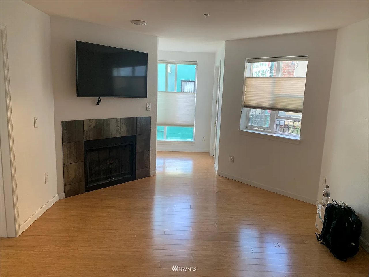 3028 Western Ave #112