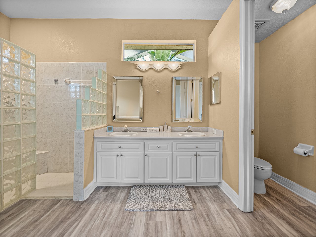 12413 WOODLANDS CIR