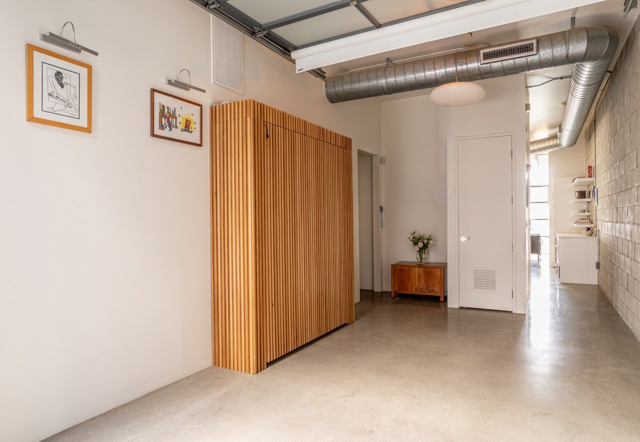 1534 17th St Unit: 105, Santa Monica