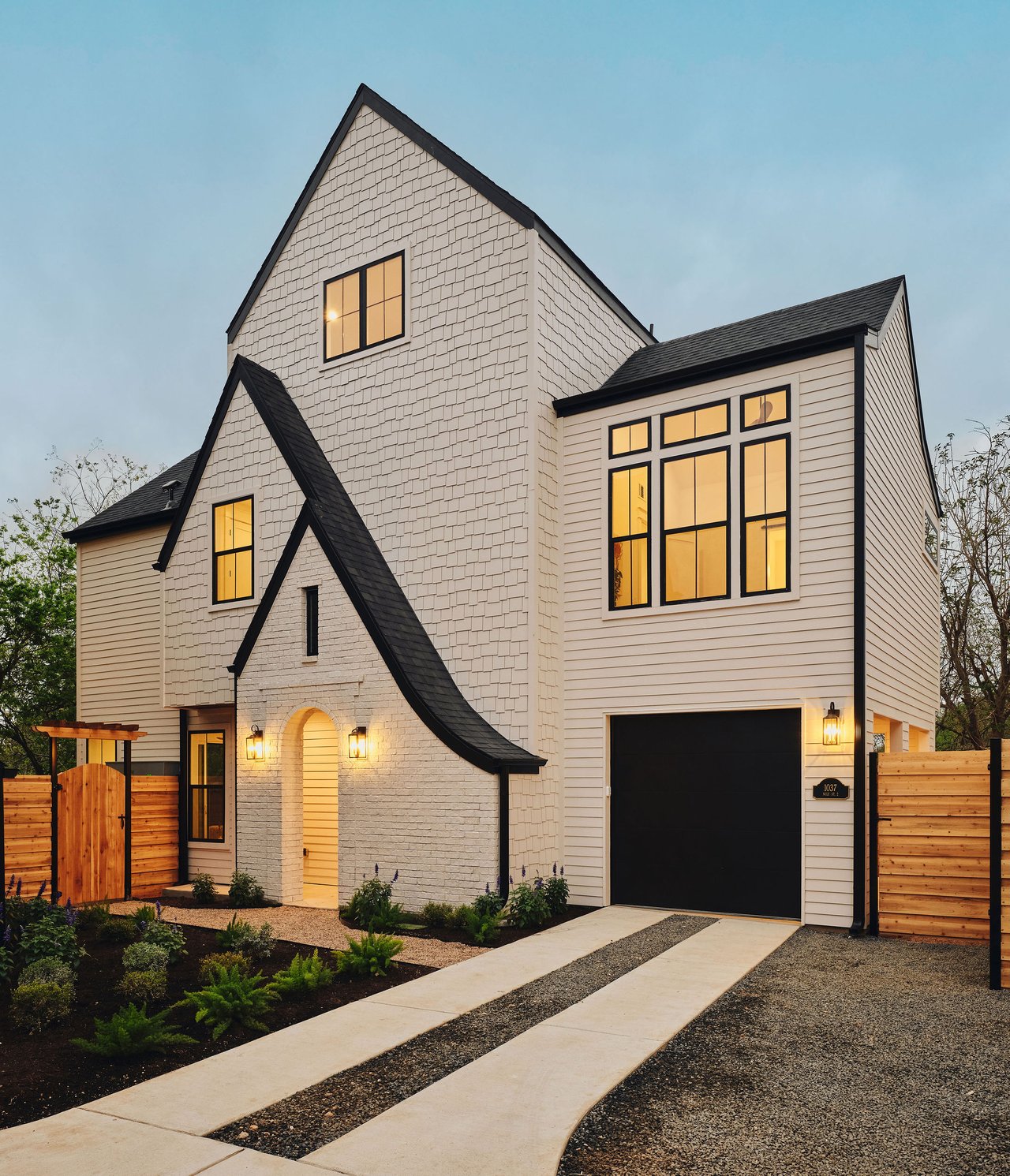 1037 Nile St. #2