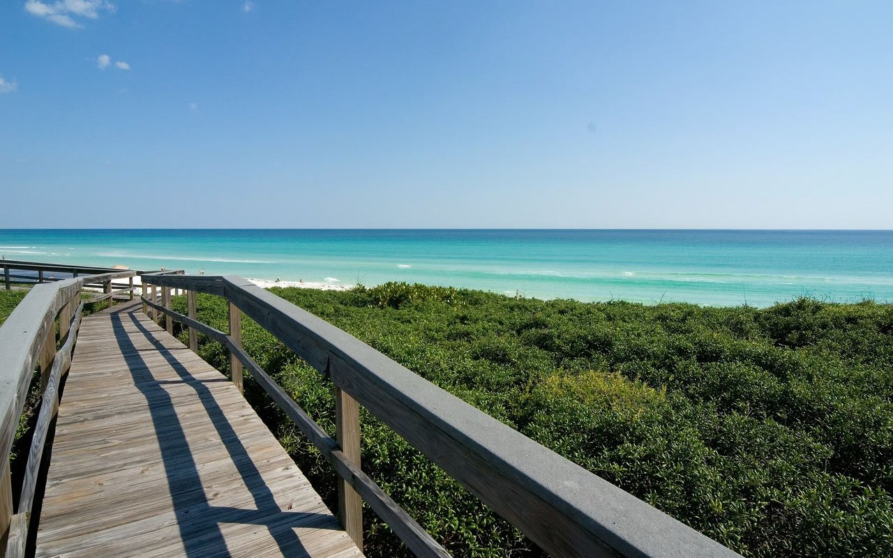 Blue Mountain Beach