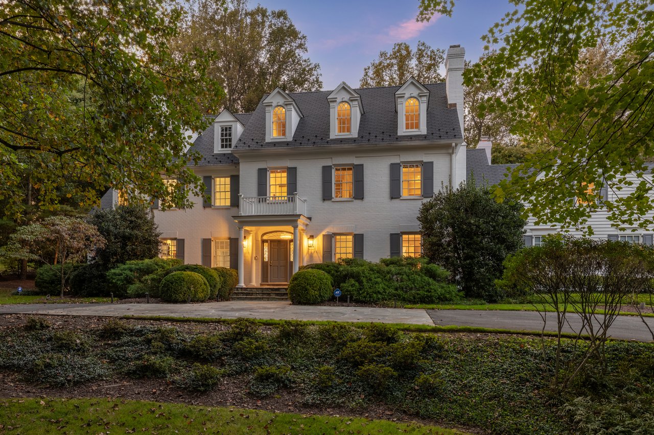 Country Club Drive