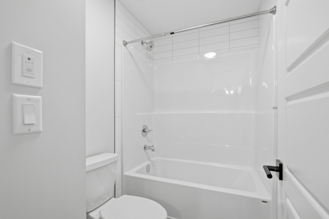 192 Creekstone Hill SW