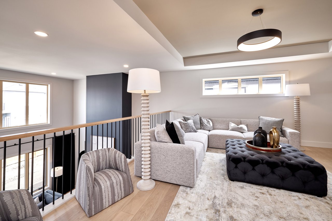 218 Aspen Summit Place SW