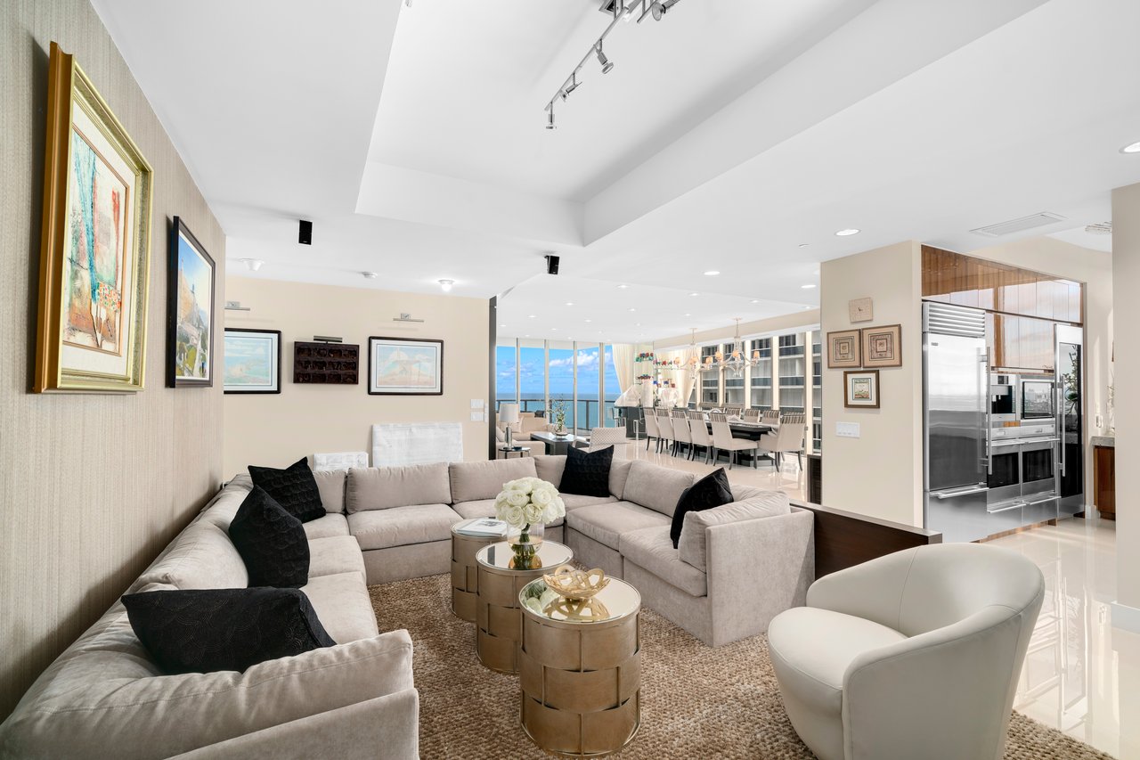 9701 Collins Ave #1601S