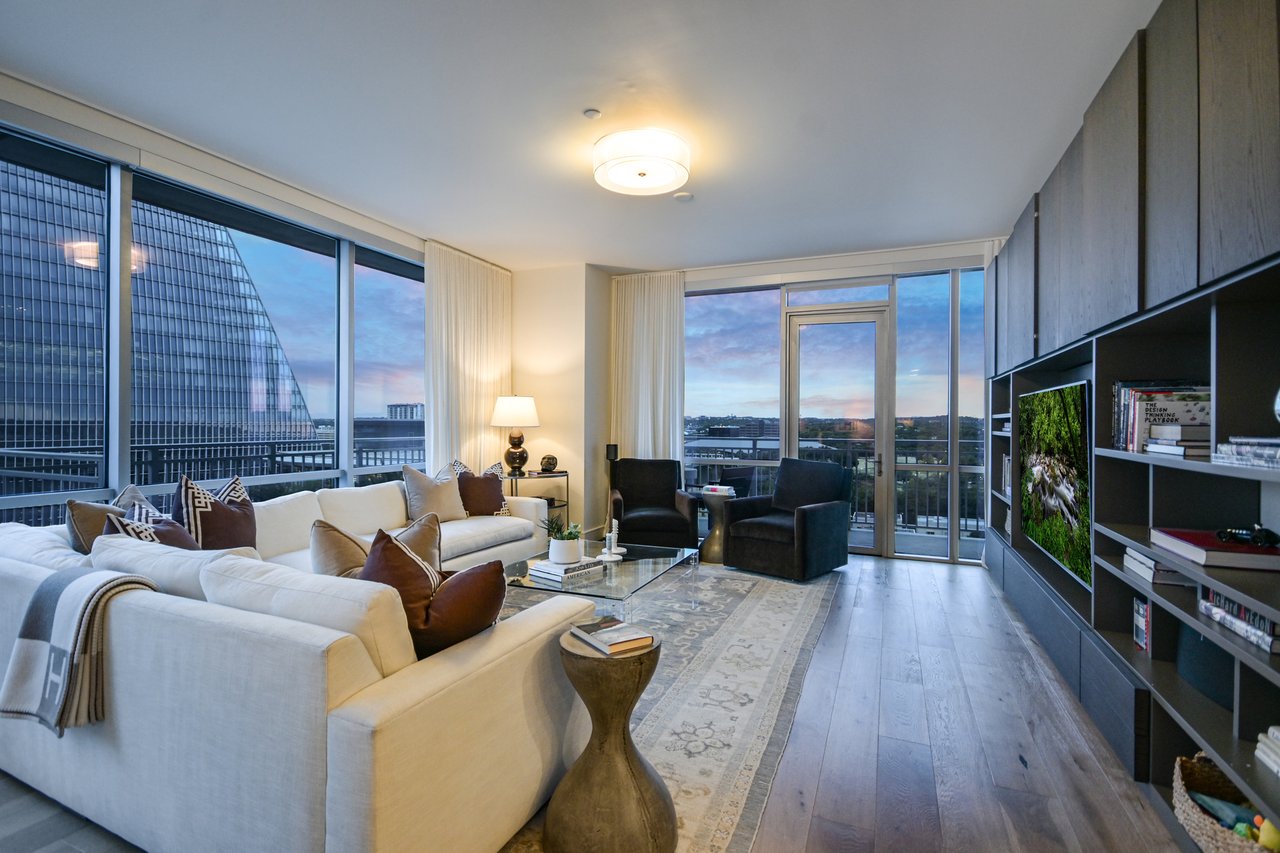 222 West Ave #1101