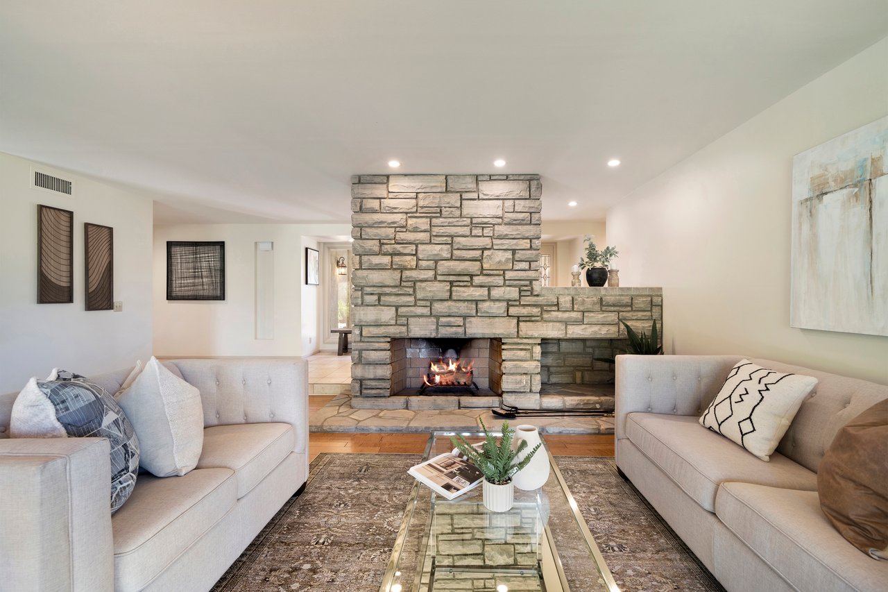 38785 Avenida Bonita