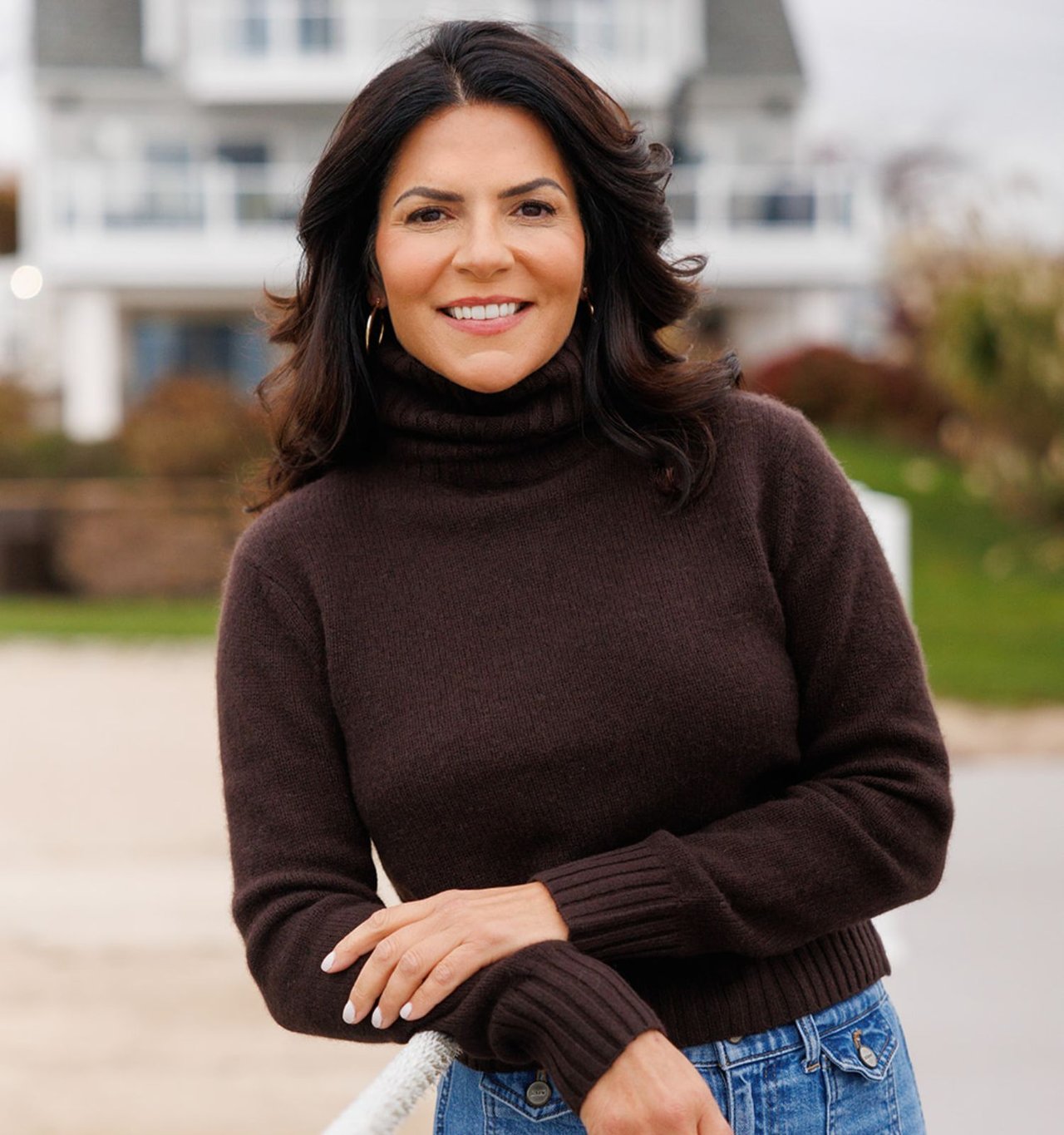 Christina Rosciti	Providence, RI Real Estate Agent Headshot