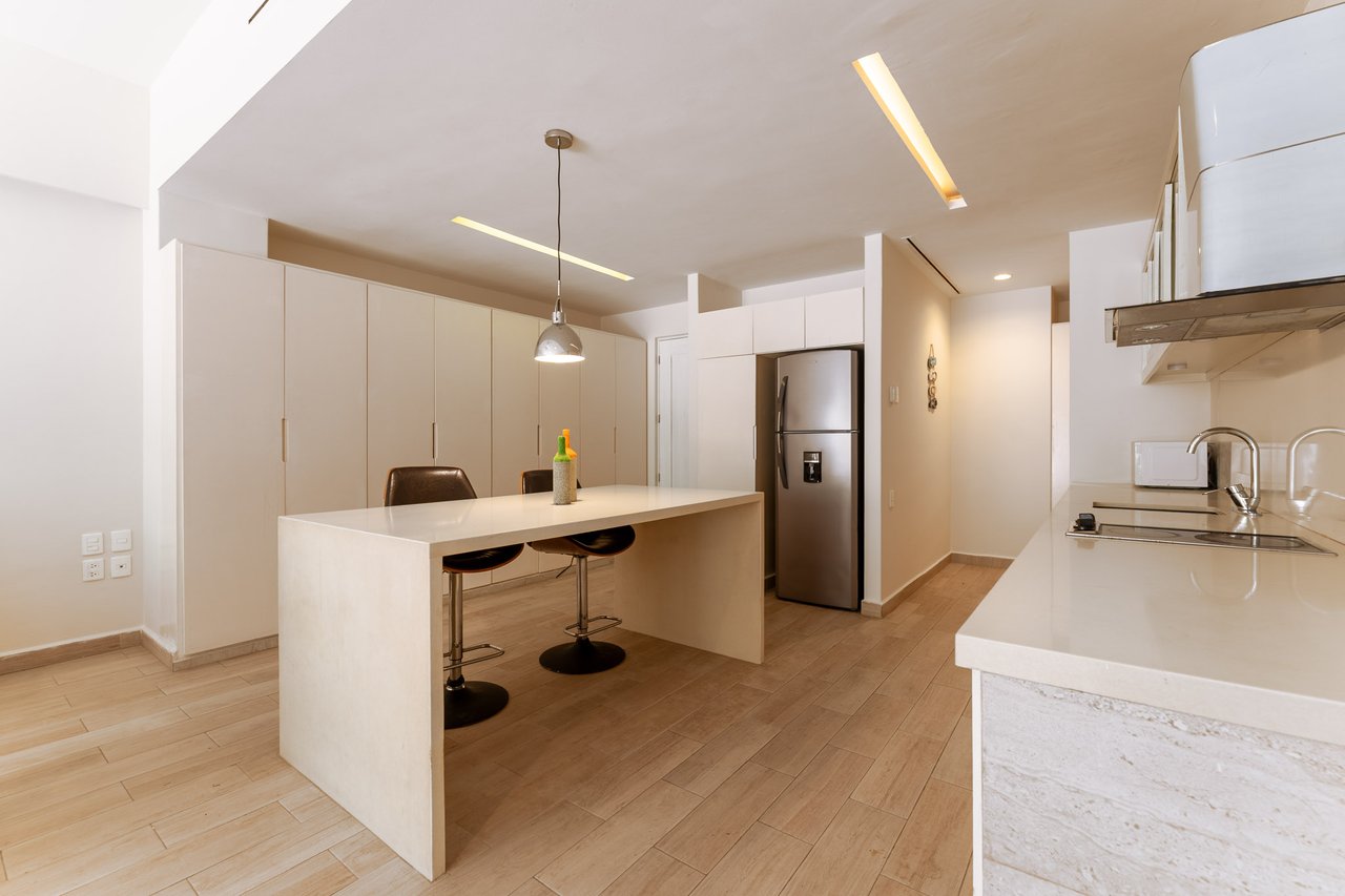 1 Bedroom, Condo, Mixie 102