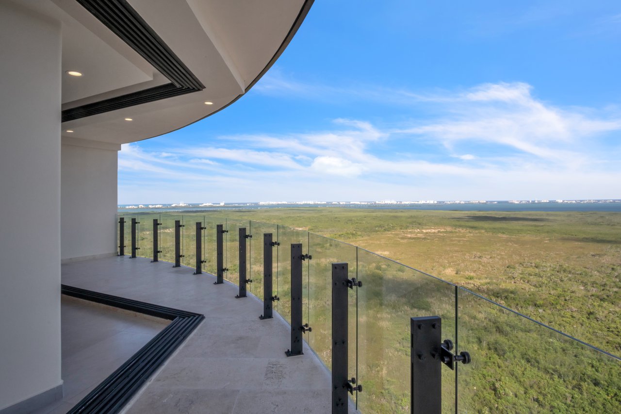 Central Park Towers Cancún