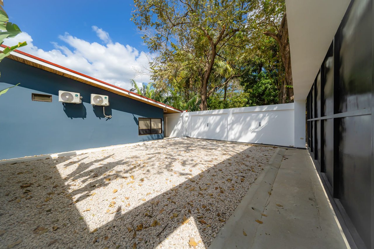 Casa Daniel | Modern Remodeled Duplex Just 500m from the Beach in Playa Potrero!