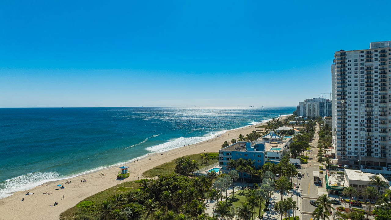 W Pompano Beach Hotel & Residences
