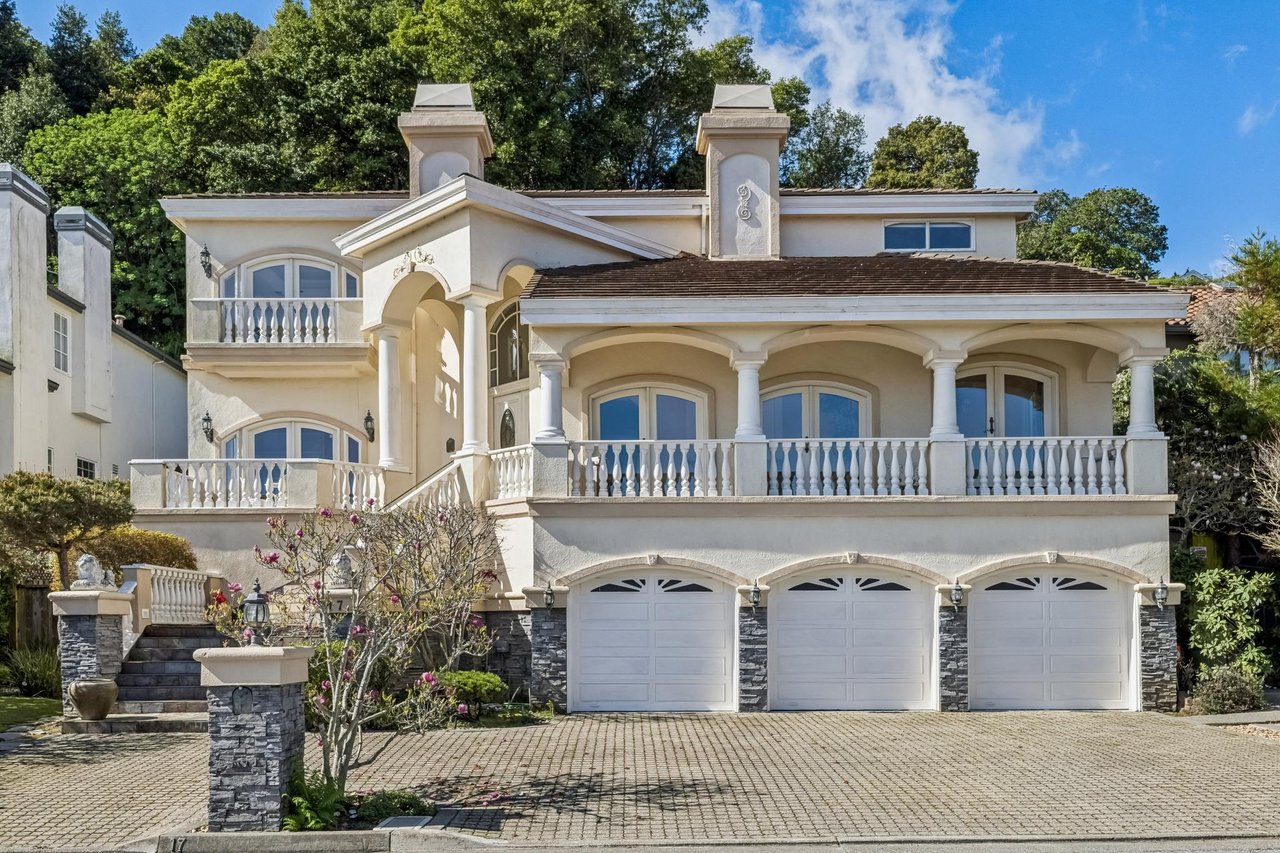 Private Strawberry View Home