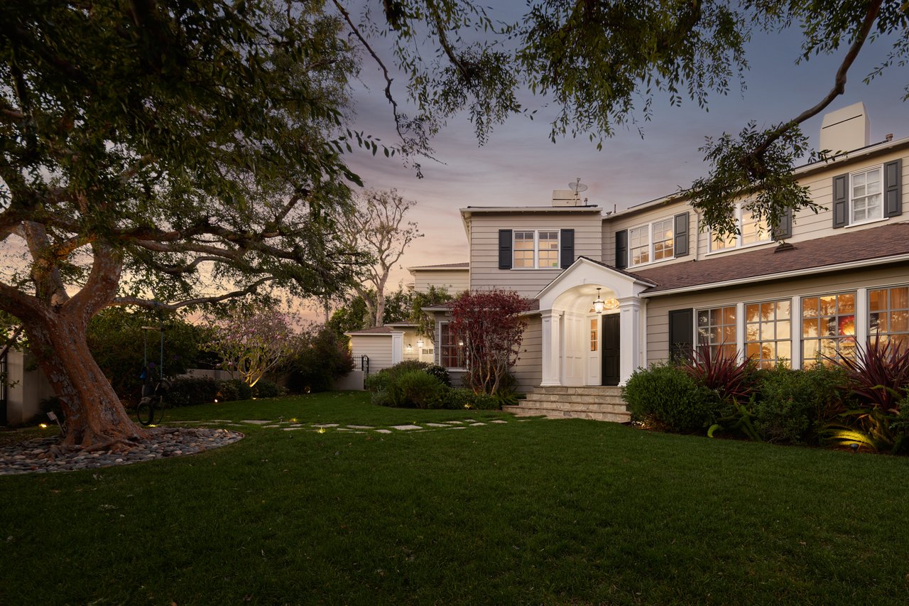 360 S Anita Ave, Brentwood 