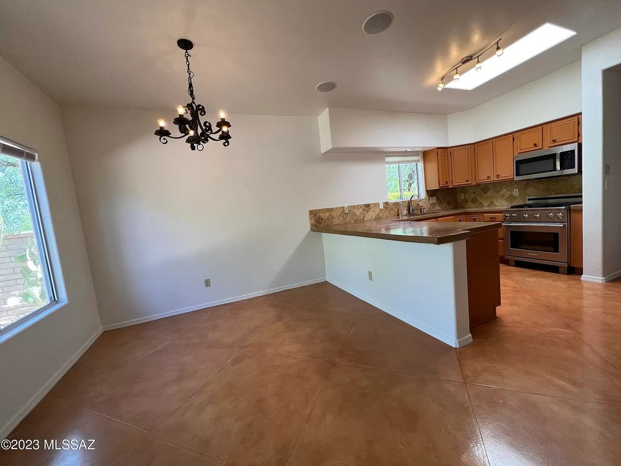 2995 N Saint Augustine Pl