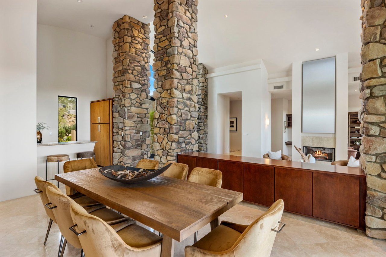 11087 E Harris Hawk Trail