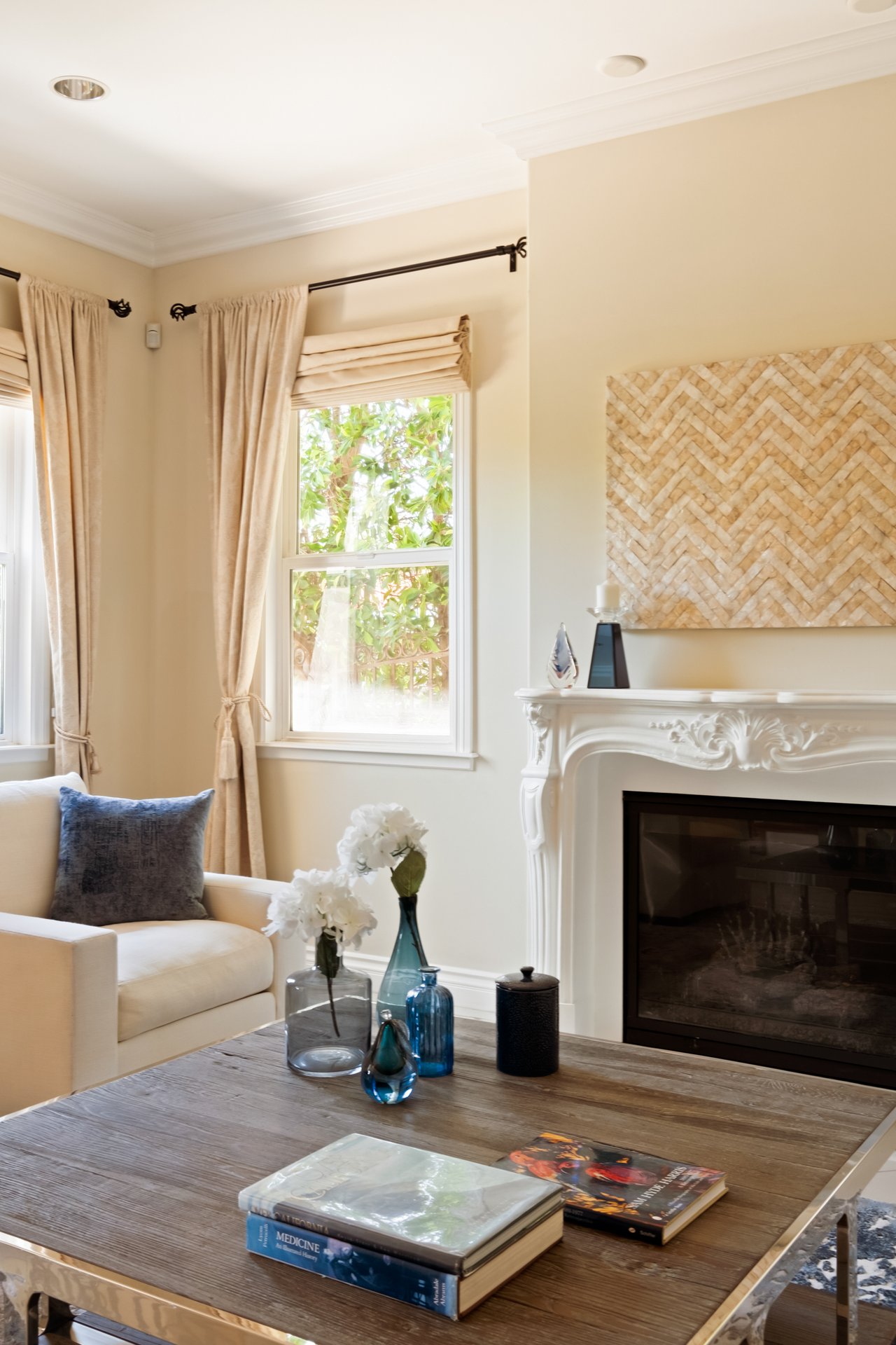 11925 Charnock Road, Mar Vista