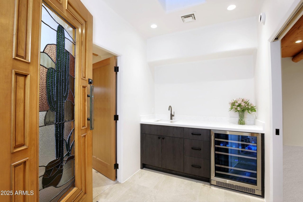 1637 N QUARTZ VALLEY Road