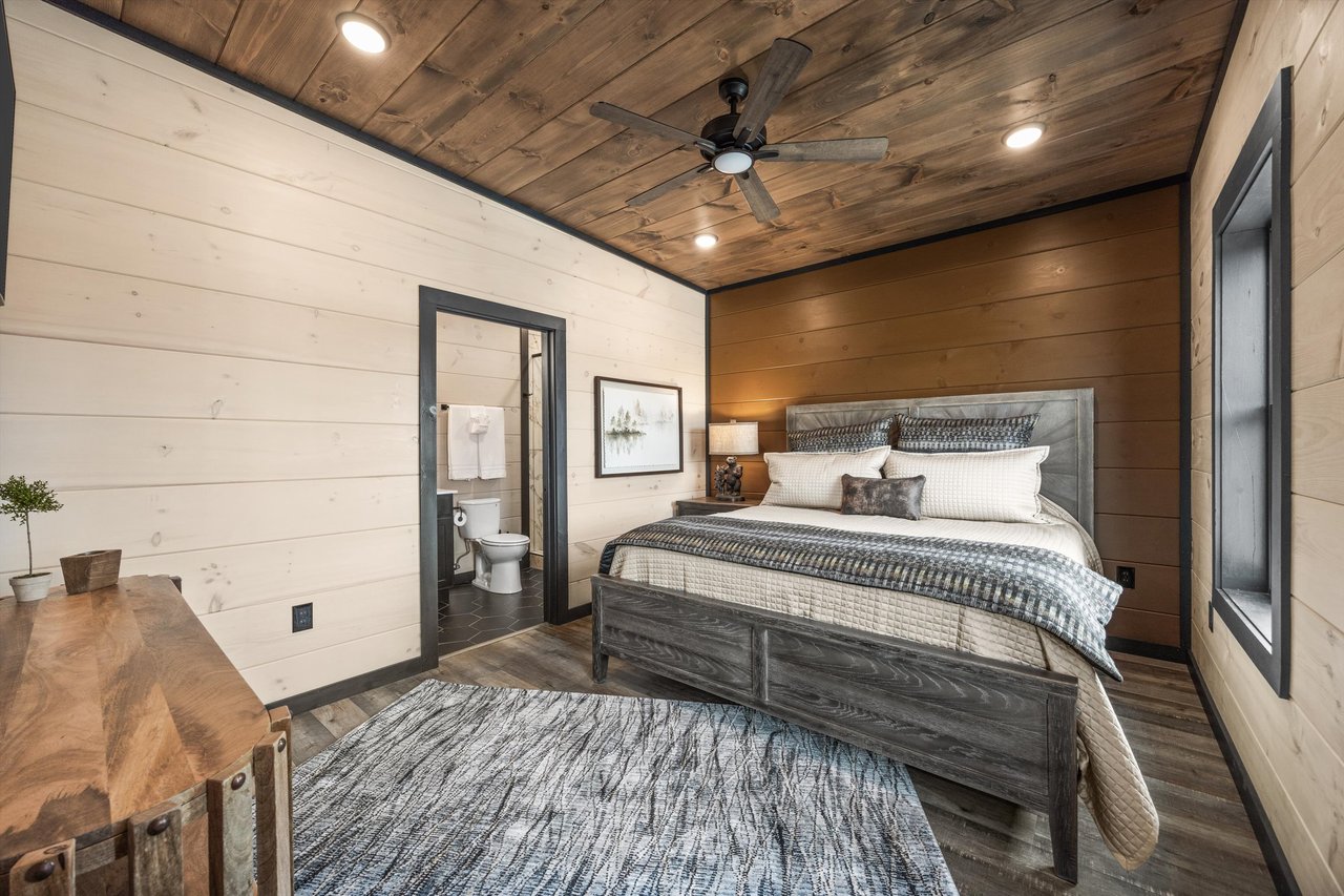 1362 Rambling Creek Way