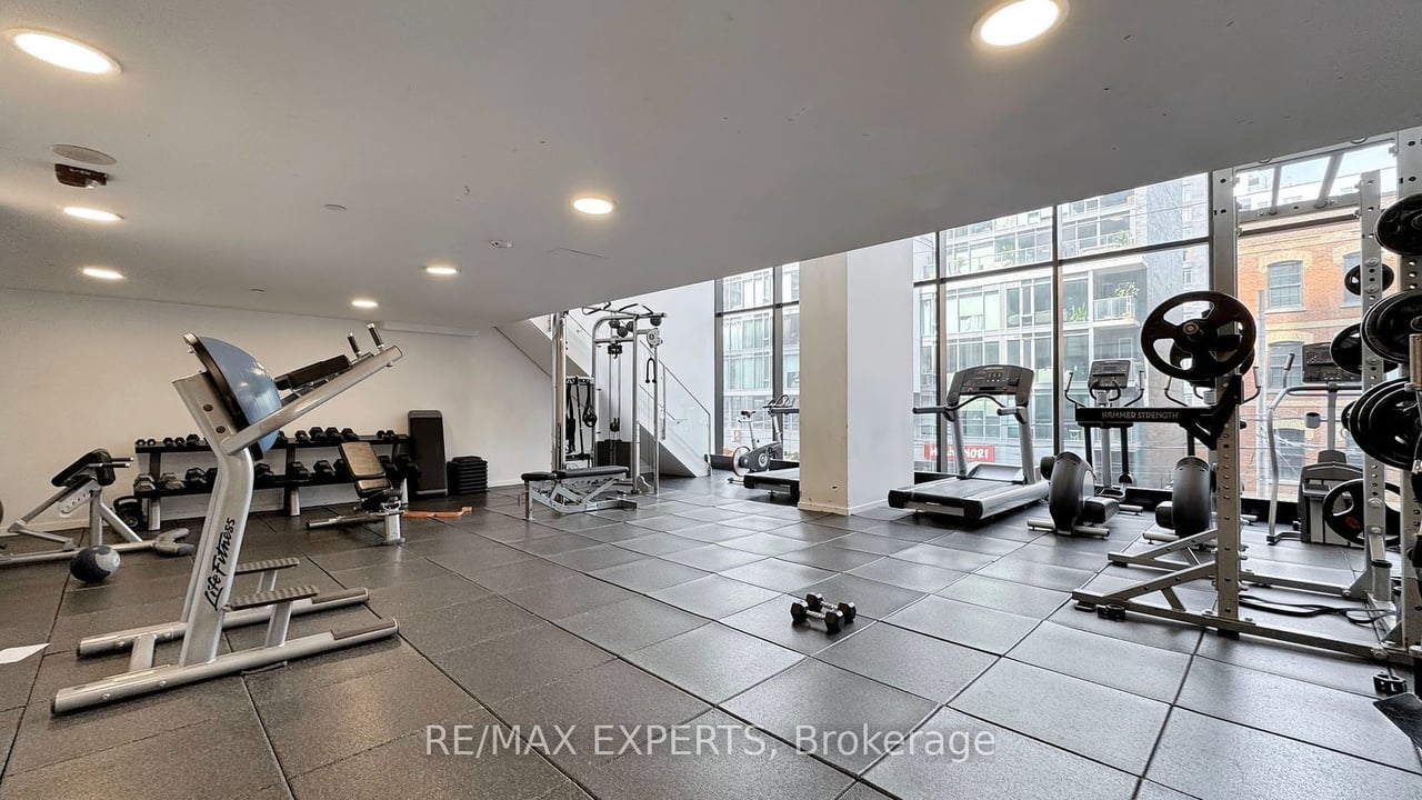 THOMPSON RESIDENCES